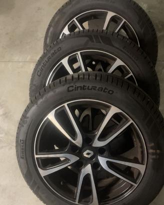 gomme con cerchi Renault, come nuovi