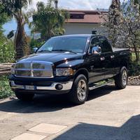 Dodge RAM 1500 5.7 Hemi V8