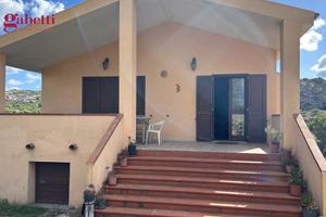 Villa o villino Arzachena [747VRG]