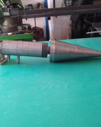 Kit rotante per spaccalegna a vite conica