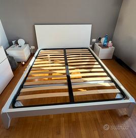 struttura letto Ikea, con doghe, 160x200