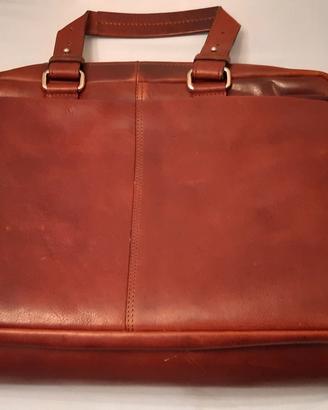 Borsa pelle da viaggio o porta computer