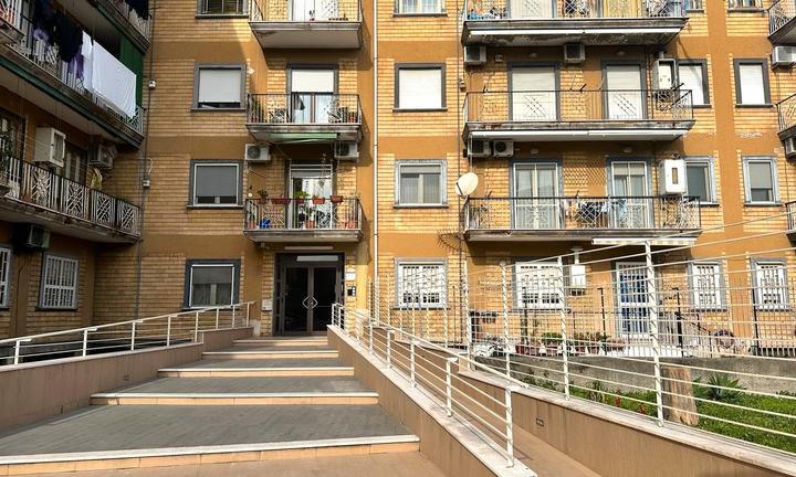 Quadrilocale con doppi accessori e box