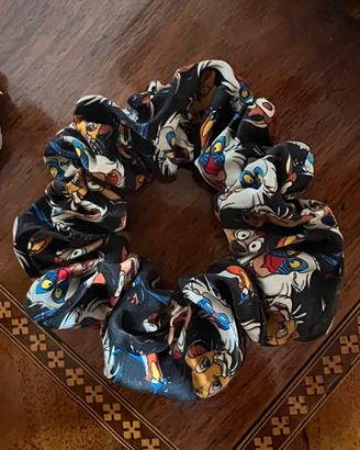 Scrunchies elastici per capelli
