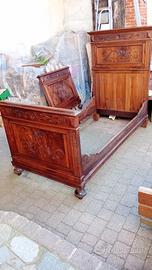 Testiera e piediera letto in legno massiccio