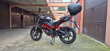 MOTO BENELLI BN125 ANNO