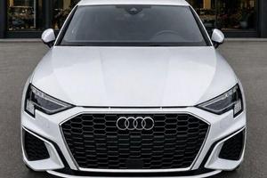 AUDI A3 SPB 30 g-tron Stronic S line edition Mat