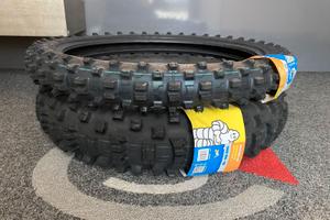 140/80 R18 e 90/90/21 Michelin Enduro Medium 2