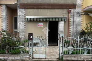 CASA INDIPENDENTE A SAN PIETRO VERNOTICO