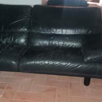 divano pelle nero 2 posti