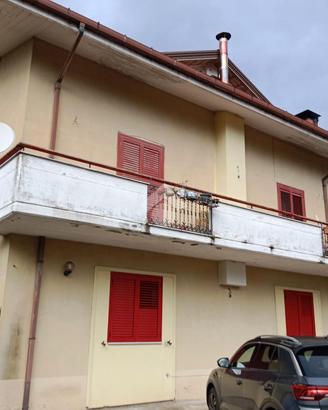 3 LOCALI A CESINALI