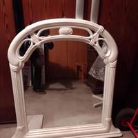 Specchio da parete in legno bianco