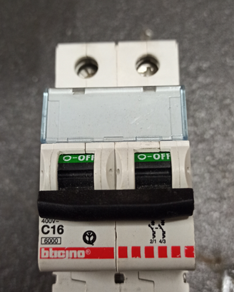 Magnetotermico 2 poli 16A