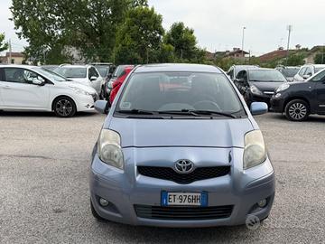 Toyota Yaris 1.4 D-4D DPF 5 porte