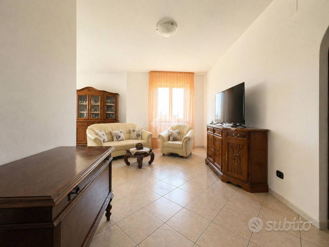 Appartamento – Luzzi, Cavoni-Ginestreto - Vista 4