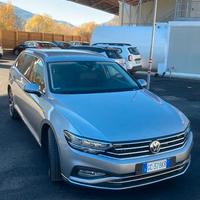 Volkswagen Passat variant 2.0 tdi executive 190cv