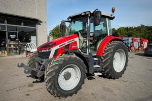 Massey Ferguson 5S.145