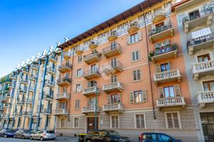 MONOLOCALE A TORINO