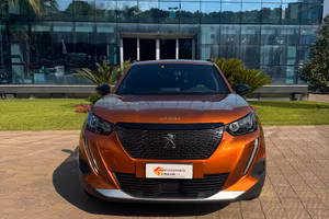Peugeot 2008 BlueHDi 130 S&S EAT8 GT Pack