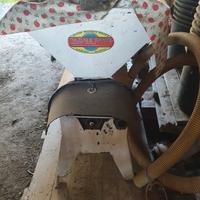 pigiadiraspatrice con pompa