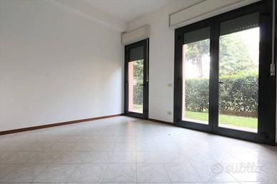 Ufficio a Vicenza, viale della Pace, 2 locali