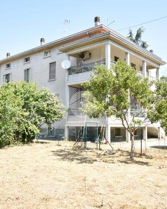 3 LOCALI A FIDENZA