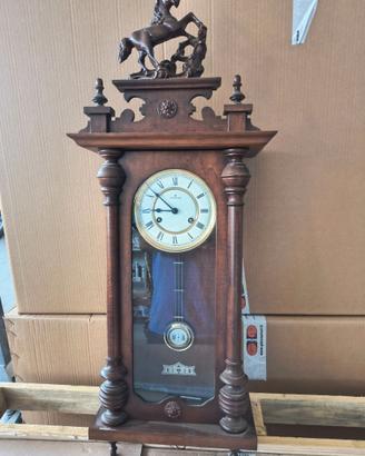 Orologio a pendolo Junghans . 200 €