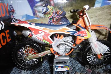 Modellino ktm scala 1:12 di Webb