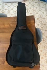 chitarra yamaha(prezzo trattabile)