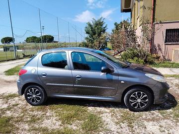   Peugeot 206+ 1.4 diesel 