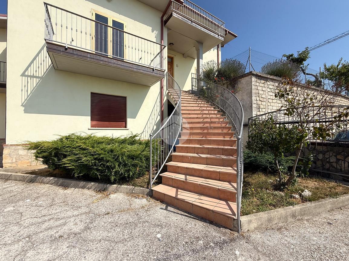 Casa – Scoppito, Cave - Vista 2