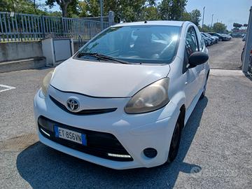 Toyota Aygo 1.0 12V VVT-i 3 porte Active Connect
