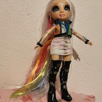 Rainbow High Hair Studio Bambola Amaya Raine Esclu