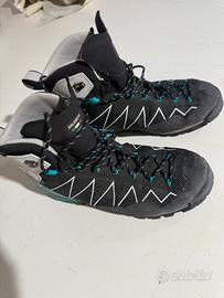 Scarponi da montagna