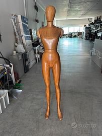 Manichino da sarta o esposizione