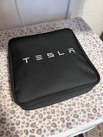 Connettore Mobile x Tesla