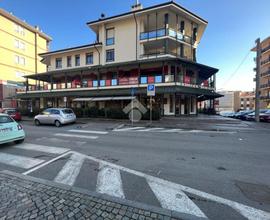 NEGOZIO A RIVOLI