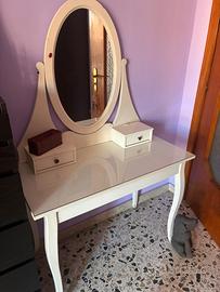 Toeletta con Specchio Ikea Hemnes