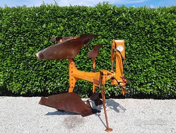 Aratro usato monovomere Balzani