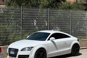 Audi TT quattro