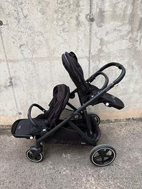 Passeggino gemellare/fratellare