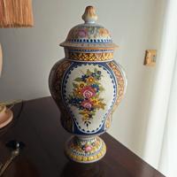 Vaso in ceramica di manifattura di Colonnata – sti