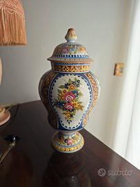 Vaso in ceramica di manifattura di Colonnata – sti