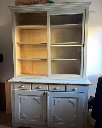 Credenza arte povera