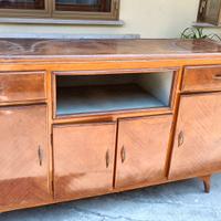 Credenza vecchia