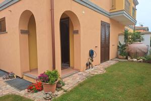 °°° villa con giardino °°°