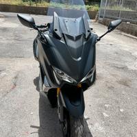 Yamaha T-max 530 SX