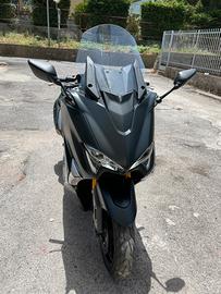 Yamaha T-max 530 SX