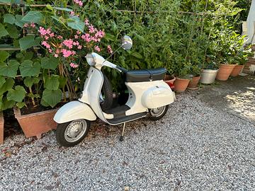 Vespa primavera 125 Targa Oro ASI