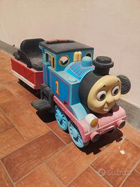 trenino Thomas cavalcabile peg perego